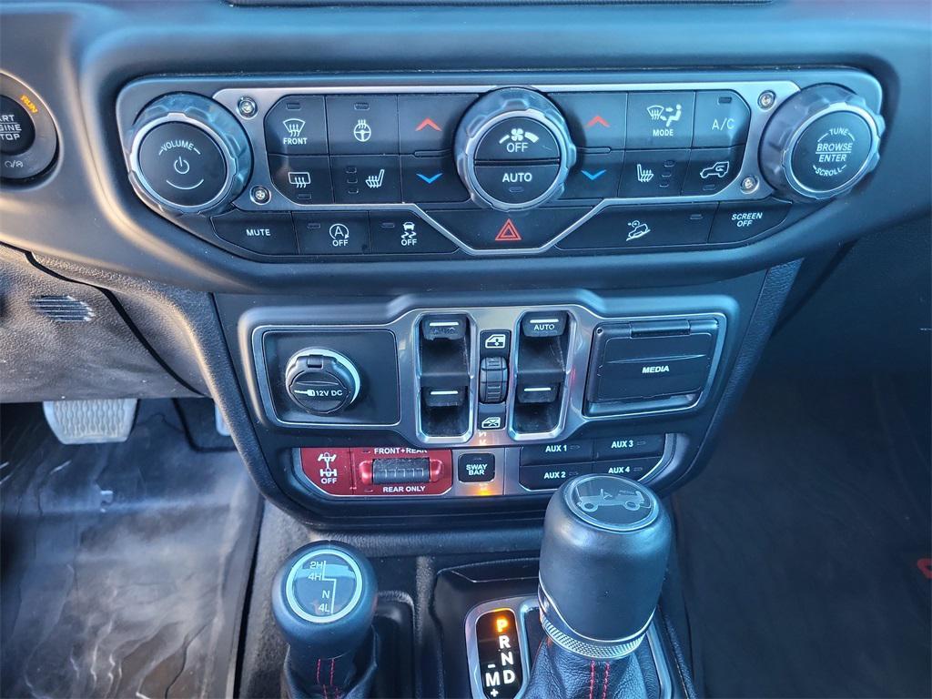 used 2018 Jeep Wrangler Unlimited car, priced at $27,900