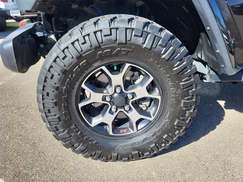 used 2018 Jeep Wrangler Unlimited car, priced at $27,900