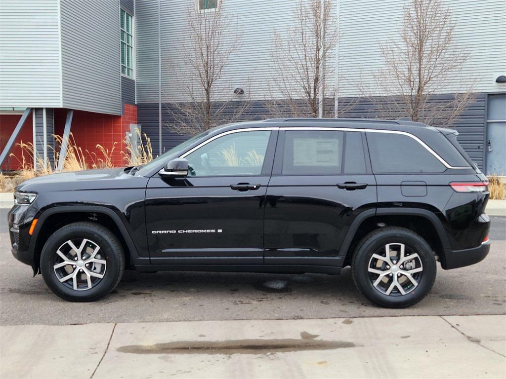 new 2025 Jeep Grand Cherokee car, priced at $43,143