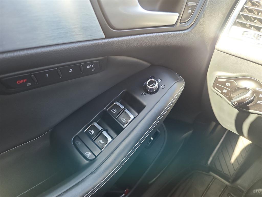 used 2015 Audi SQ5 car, priced at $14,700