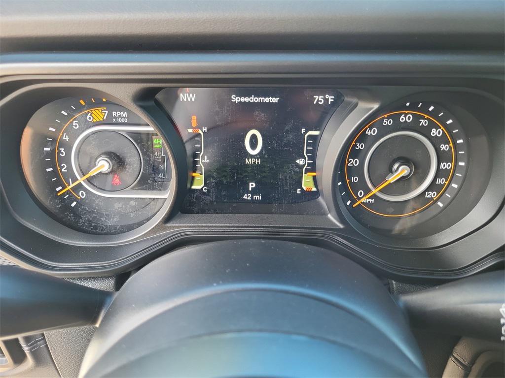 new 2025 Jeep Wrangler car, priced at $98,786