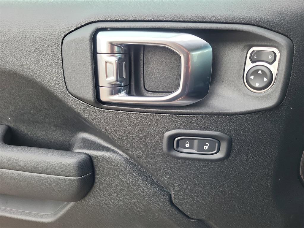 new 2026 Jeep Wrangler car, priced at $50,388