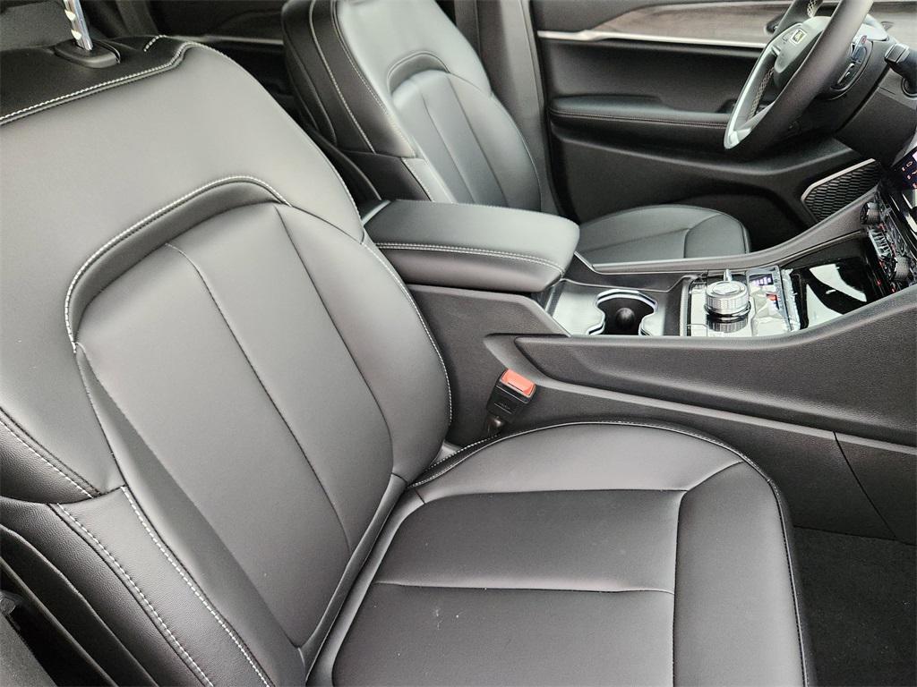 new 2025 Jeep Grand Cherokee 4xe car, priced at $49,588