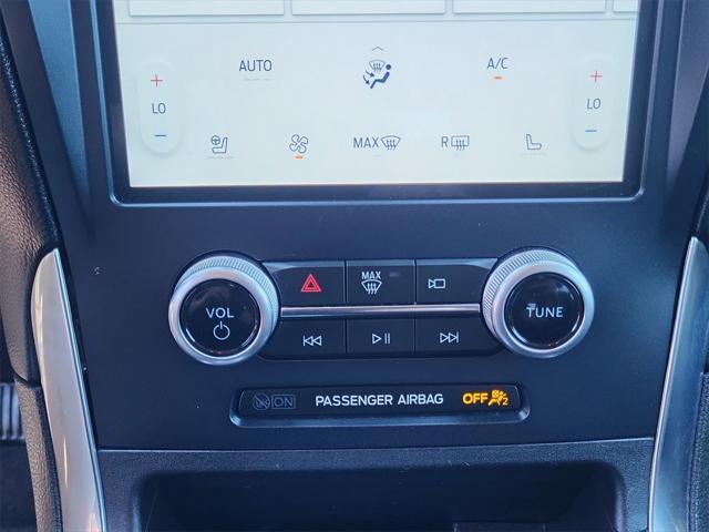 used 2023 Ford Edge car, priced at $25,302