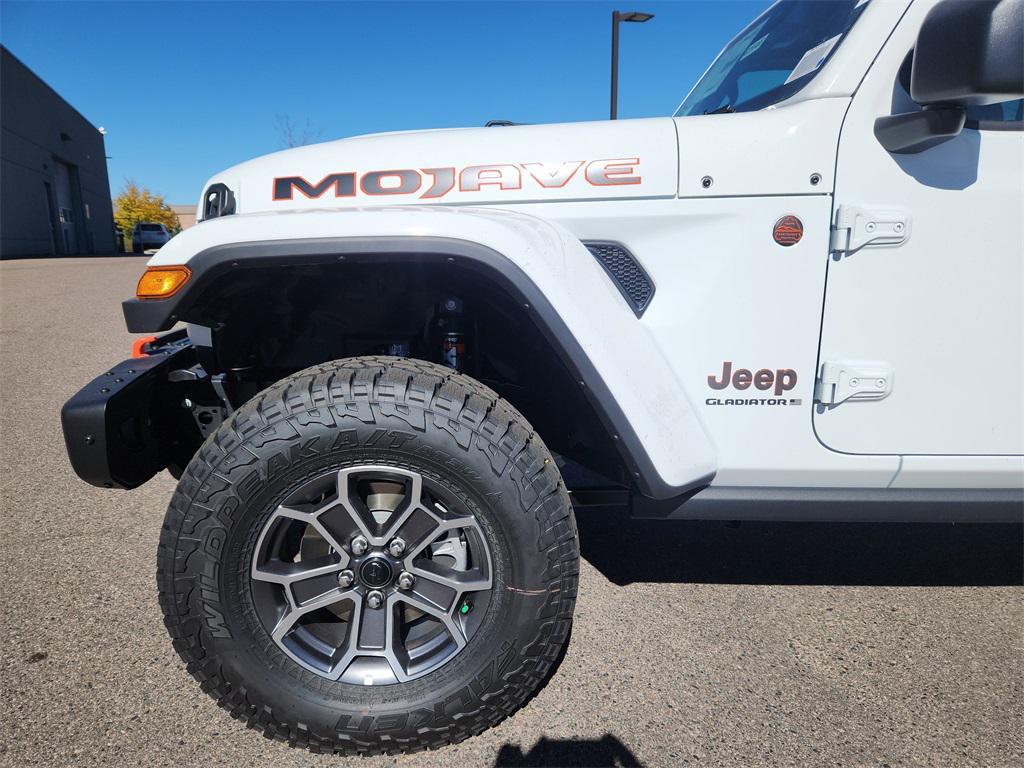 new 2025 Jeep Gladiator car, priced at $53,555