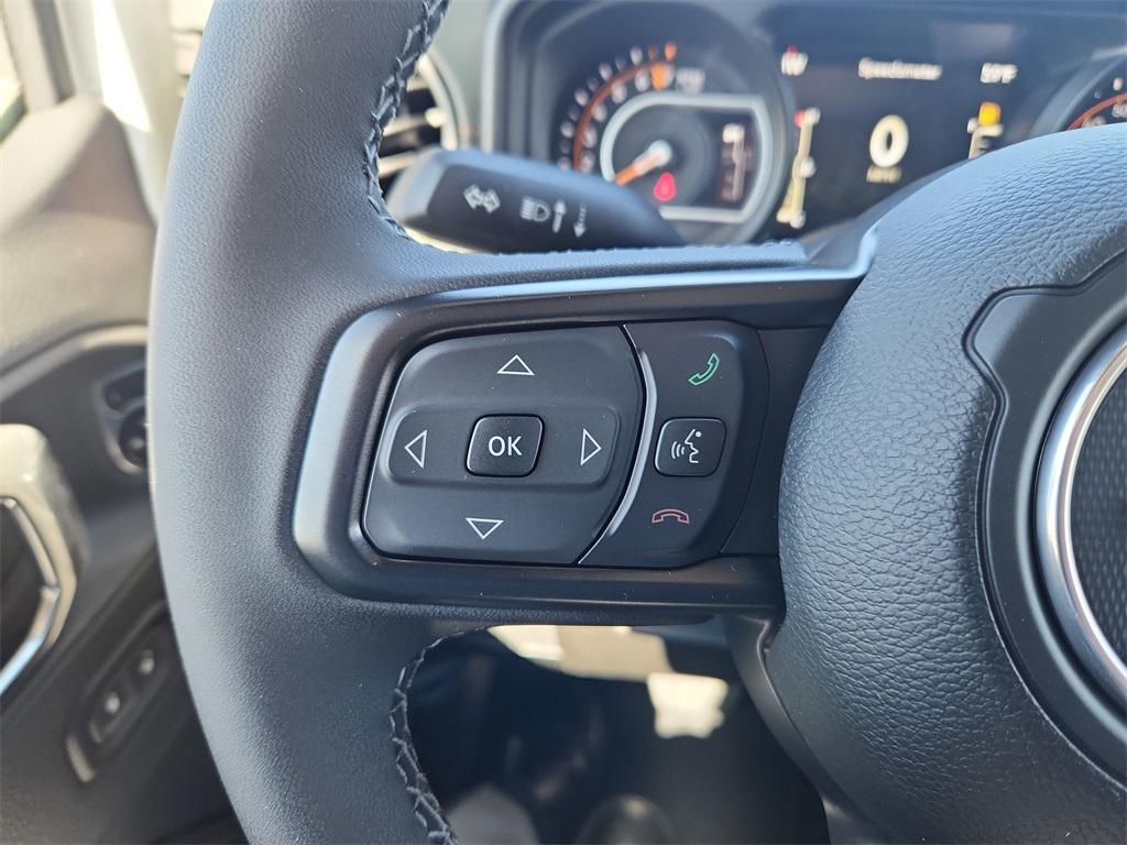 new 2025 Jeep Gladiator car, priced at $53,555