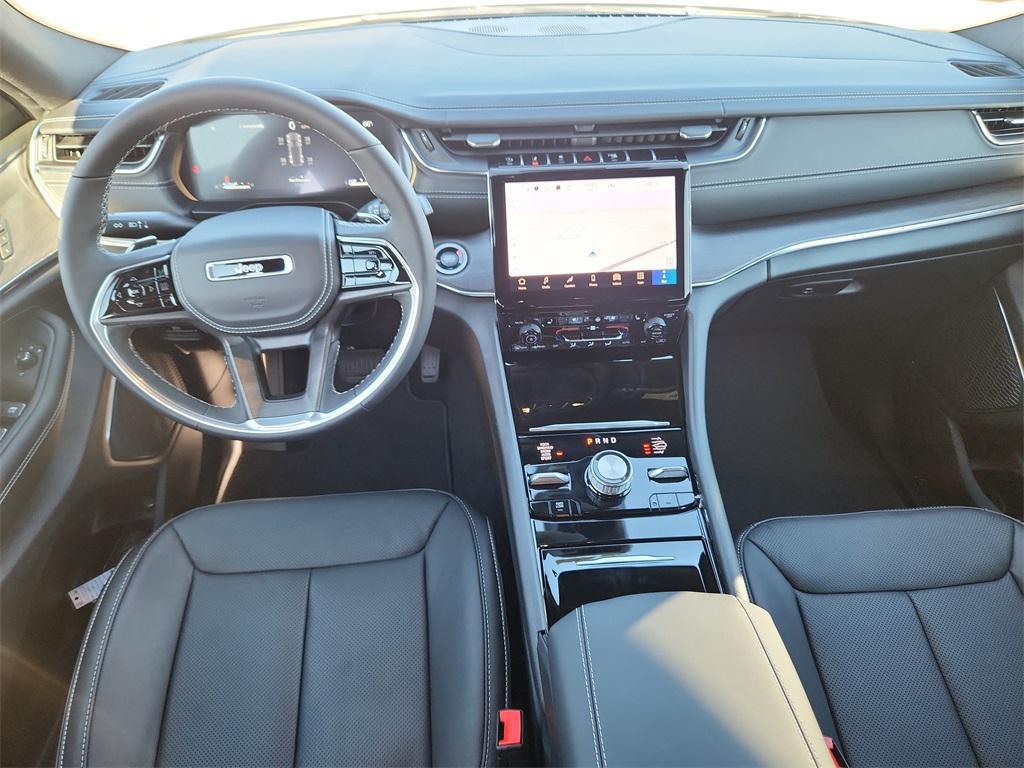 new 2025 Jeep Grand Cherokee car, priced at $55,336