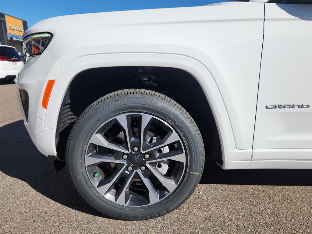 new 2025 Jeep Grand Cherokee car, priced at $55,336