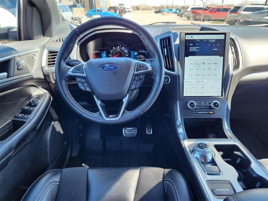 used 2022 Ford Edge car, priced at $32,911