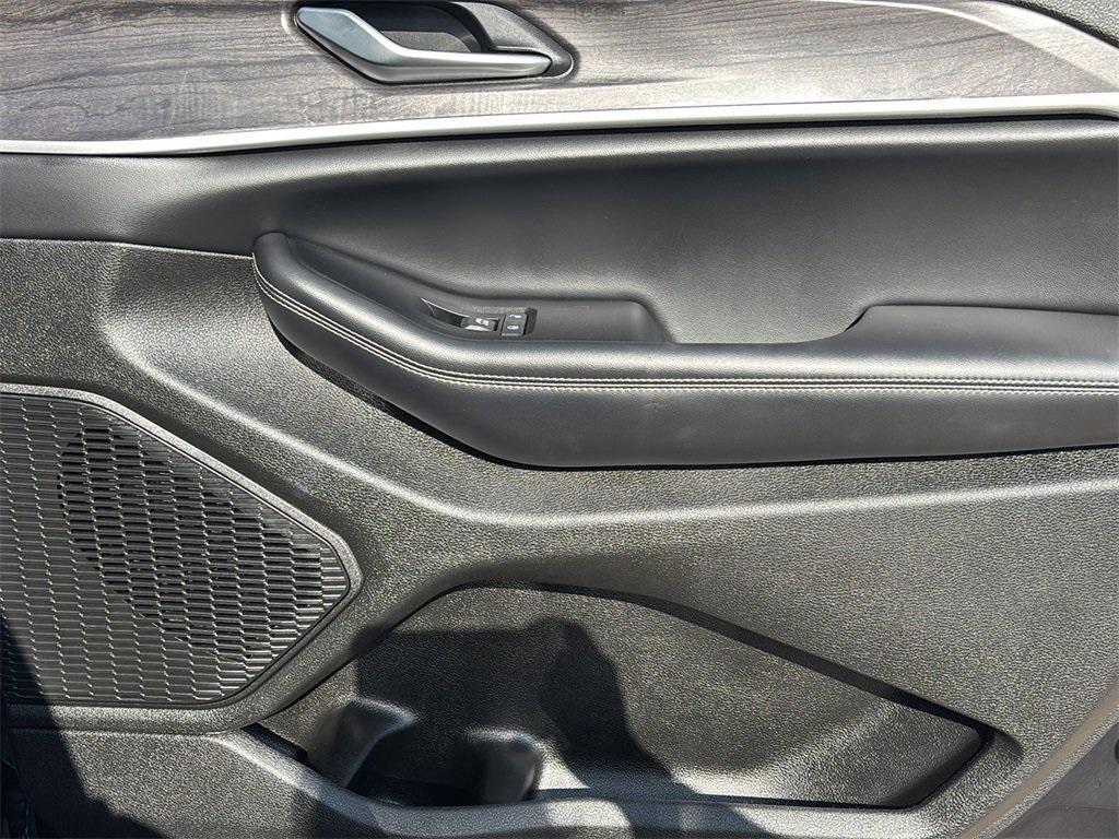 used 2023 Jeep Grand Cherokee L car, priced at $30,900