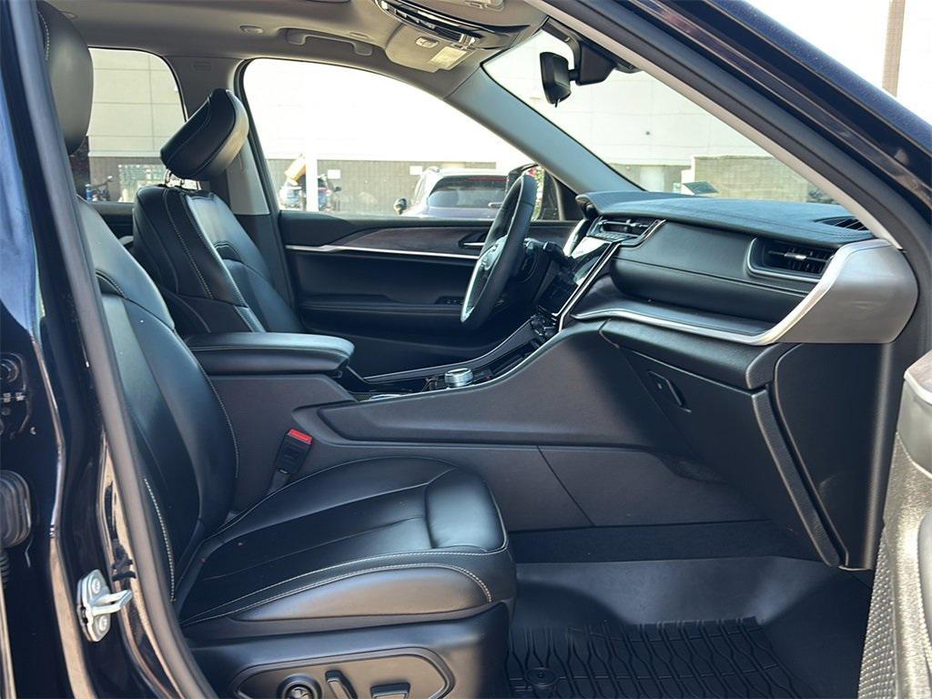 used 2023 Jeep Grand Cherokee L car, priced at $30,900