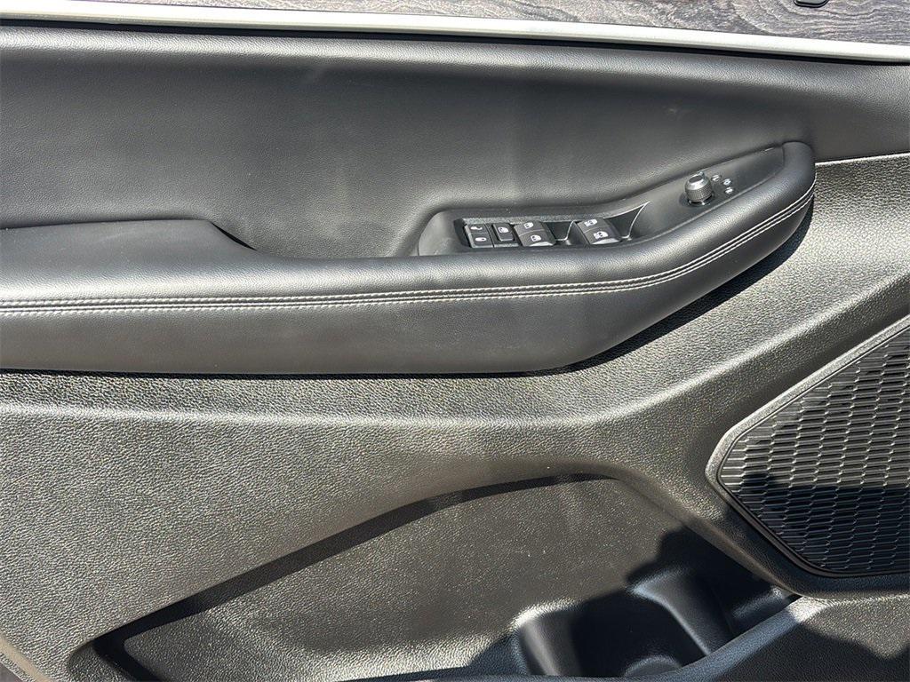 used 2023 Jeep Grand Cherokee L car, priced at $30,900