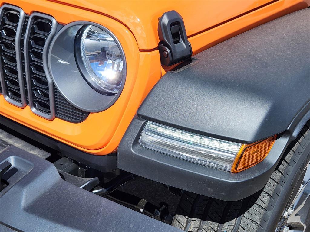 new 2025 Jeep Wrangler 4xe car, priced at $37,672