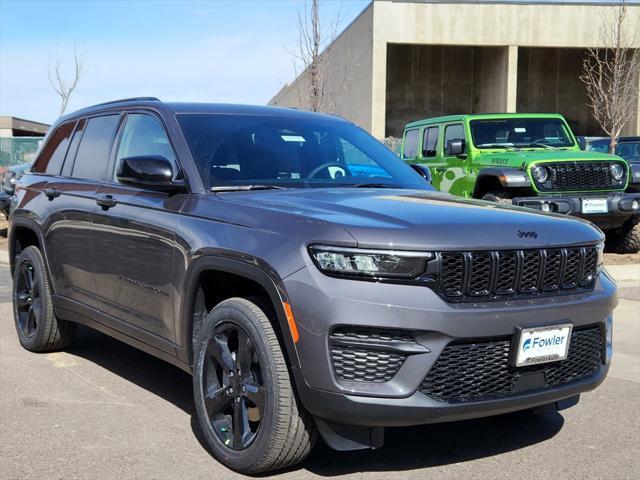 new 2025 Jeep Grand Cherokee car, priced at $43,720