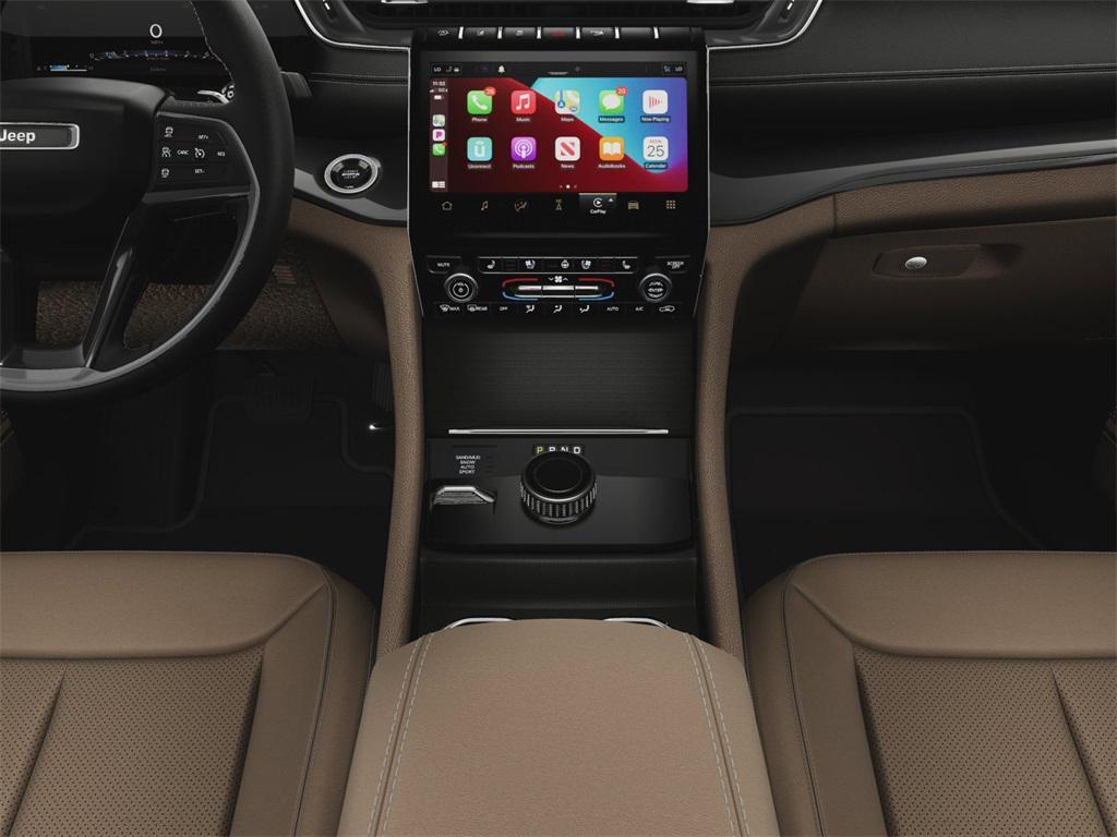 new 2025 Jeep Grand Cherokee car, priced at $47,366