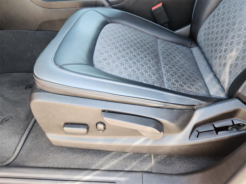 used 2021 Chevrolet Colorado car, priced at $30,453