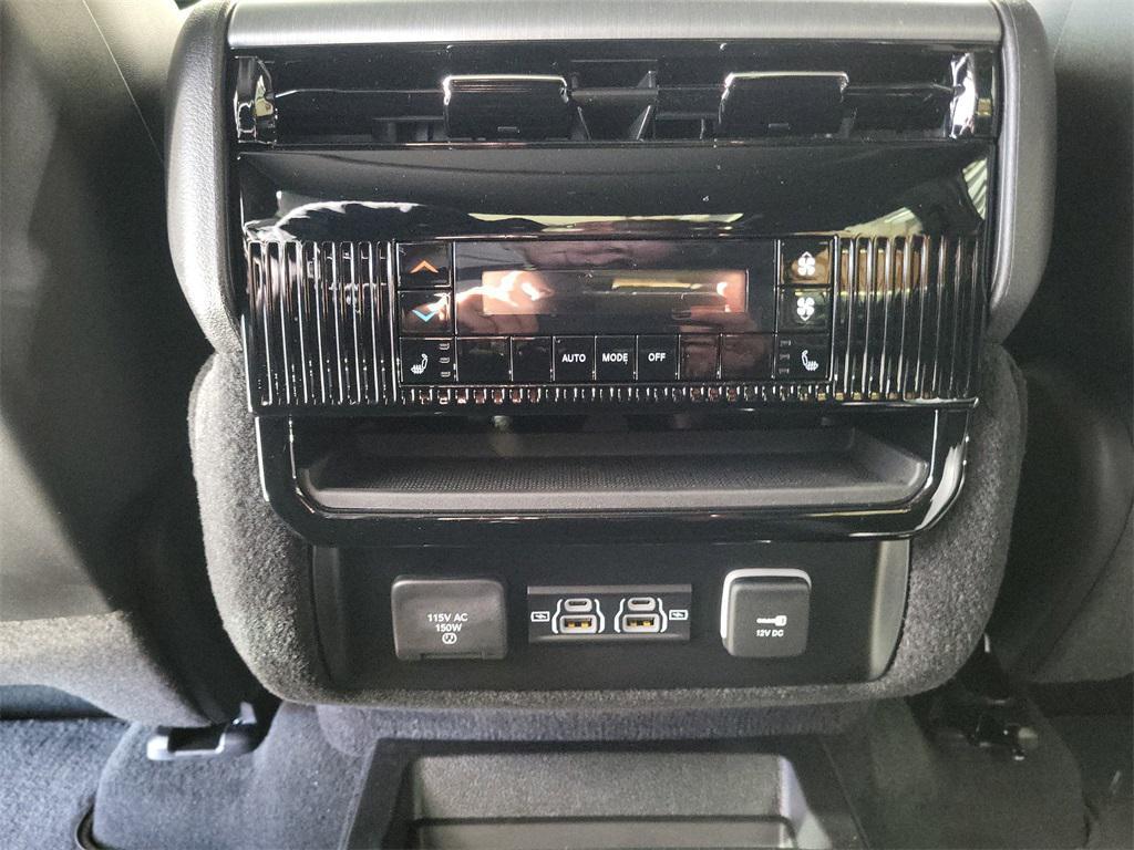 new 2025 Jeep Wagoneer L car, priced at $77,550