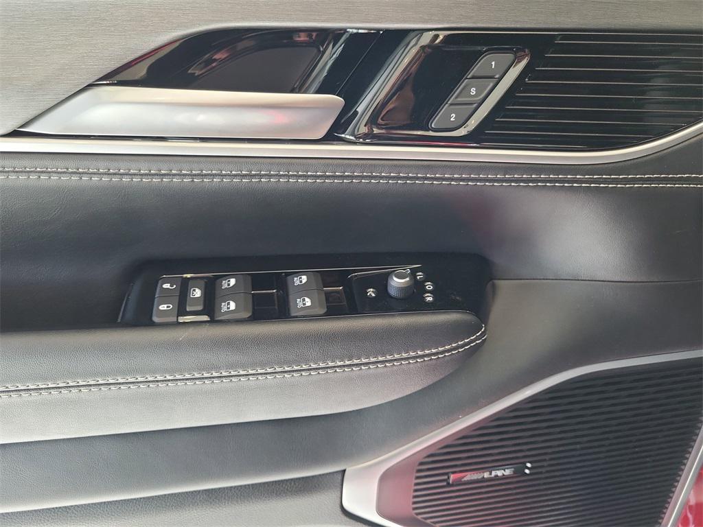 new 2025 Jeep Wagoneer L car, priced at $77,550