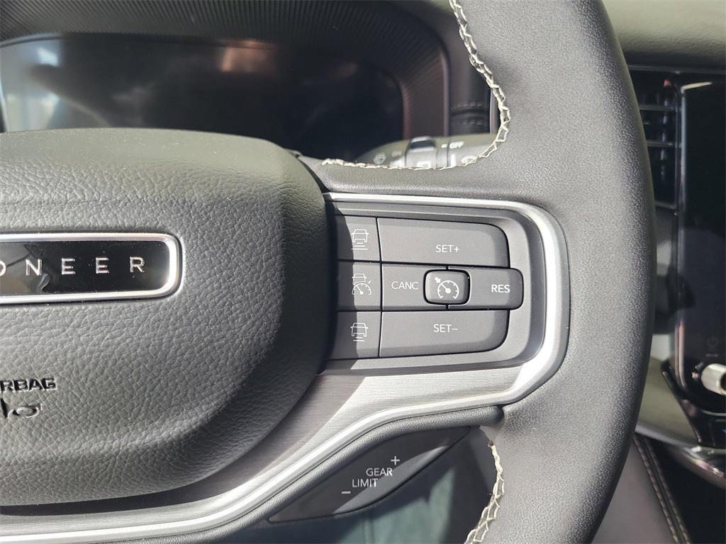 new 2025 Jeep Wagoneer L car, priced at $77,550