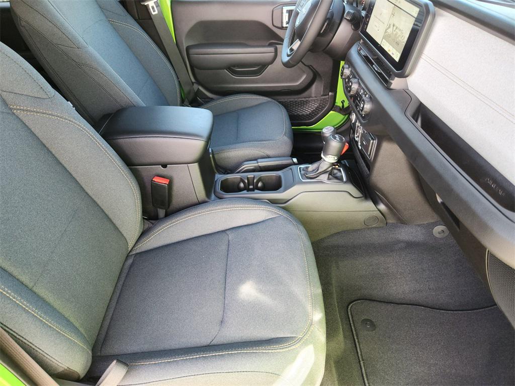 new 2025 Jeep Wrangler car, priced at $52,170