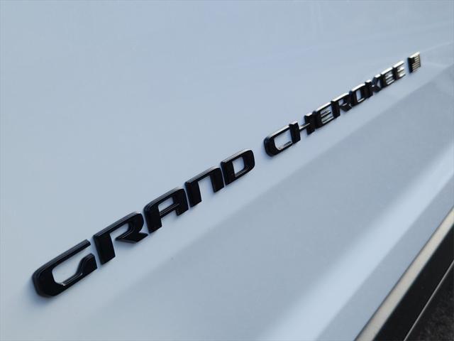 new 2025 Jeep Grand Cherokee car, priced at $51,677