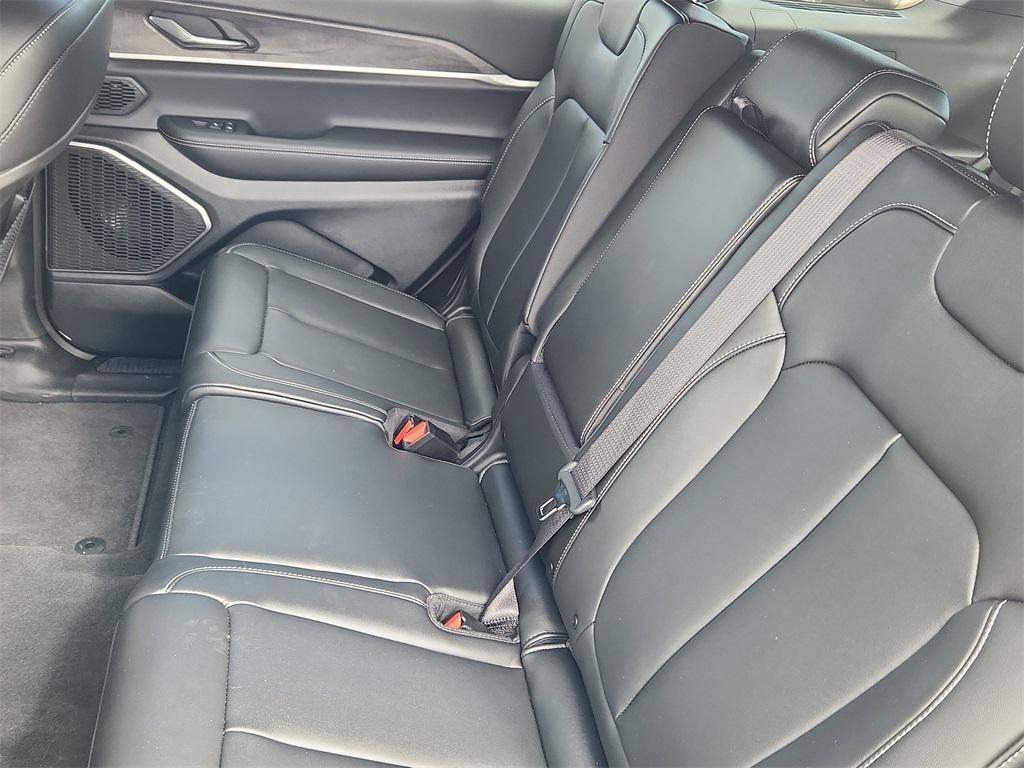 new 2025 Jeep Grand Cherokee L car, priced at $49,304