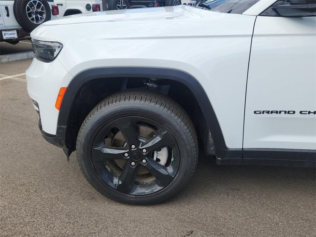 new 2025 Jeep Grand Cherokee L car, priced at $49,304
