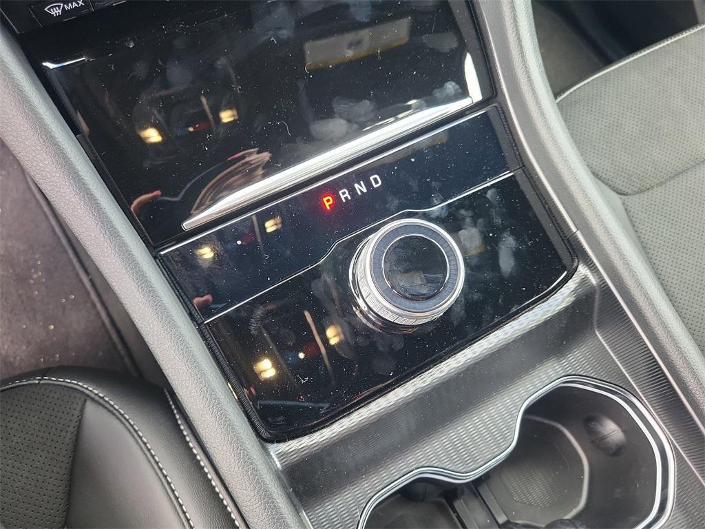 new 2025 Jeep Grand Cherokee car, priced at $39,018