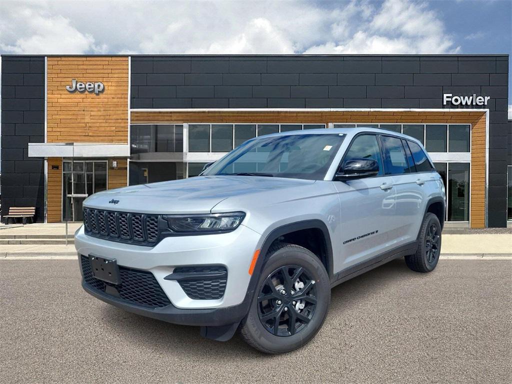 new 2025 Jeep Grand Cherokee car, priced at $39,018