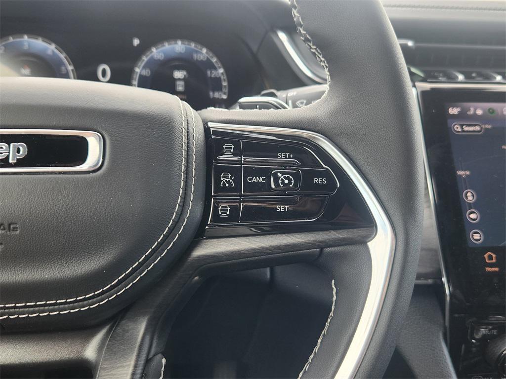 new 2025 Jeep Grand Cherokee car, priced at $54,089