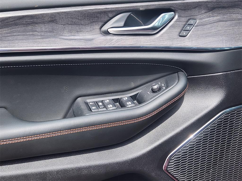 new 2025 Jeep Grand Cherokee car, priced at $54,089