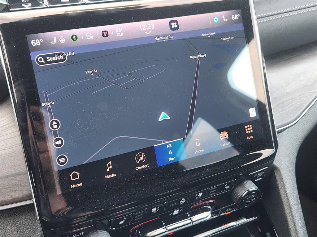 new 2025 Jeep Grand Cherokee car, priced at $54,089