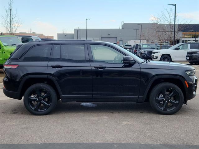 new 2025 Jeep Grand Cherokee car, priced at $41,303