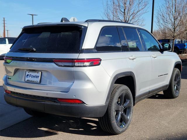 new 2025 Jeep Grand Cherokee car, priced at $42,245