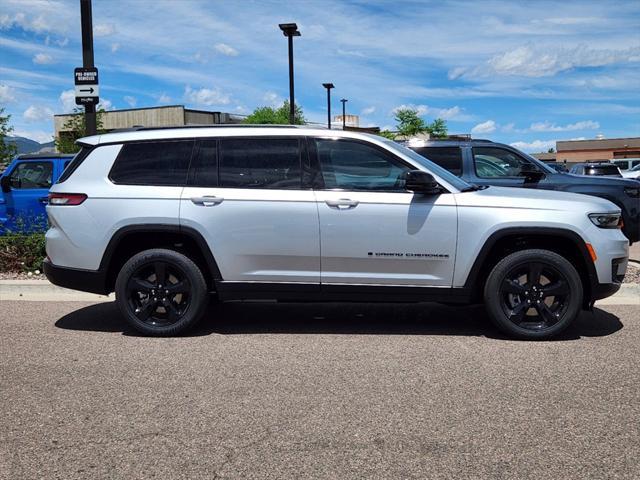 new 2024 Jeep Grand Cherokee L car, priced at $42,953