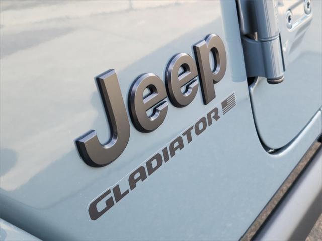 new 2025 Jeep Gladiator car, priced at $41,946