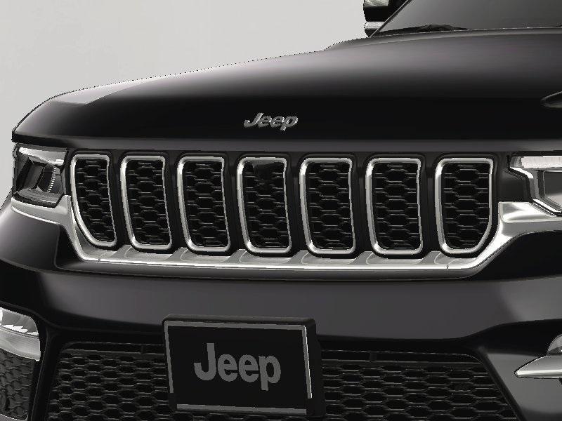 new 2025 Jeep Grand Cherokee car, priced at $49,523