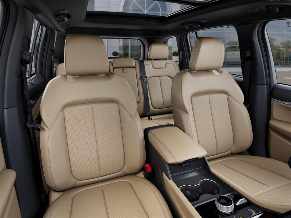 new 2025 Jeep Grand Cherokee car, priced at $47,905