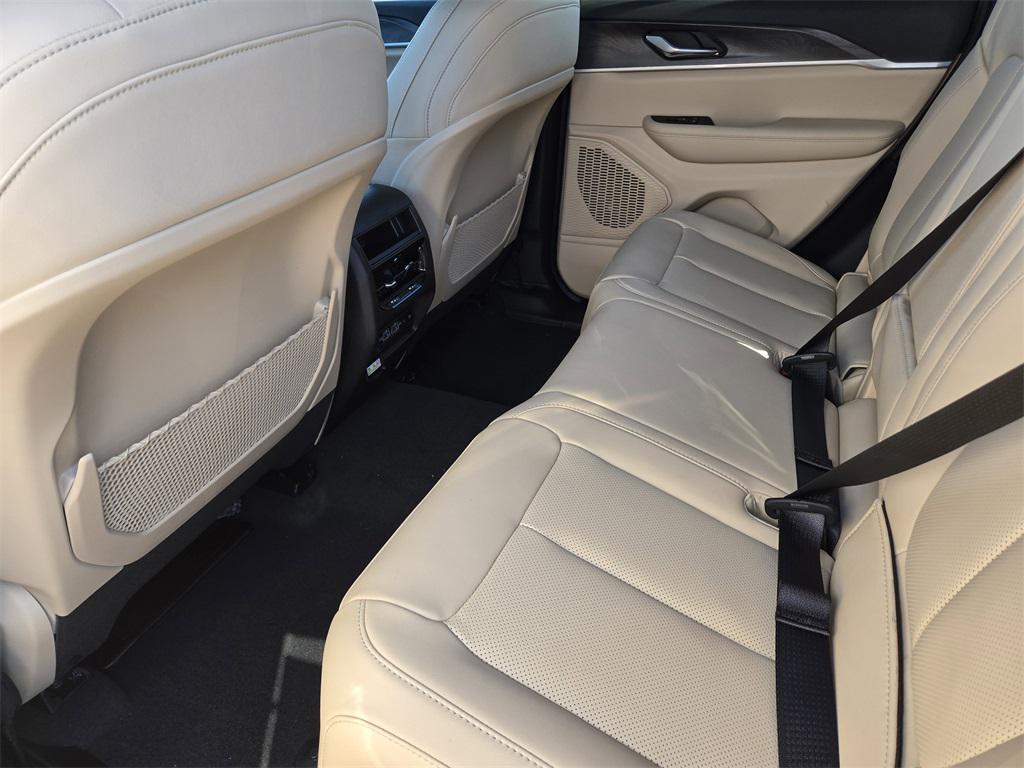 new 2025 Jeep Grand Cherokee car, priced at $46,826