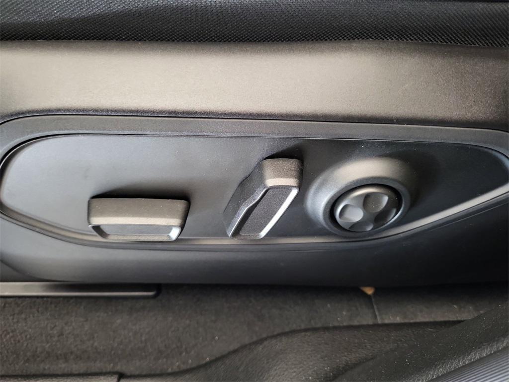 new 2025 Jeep Grand Cherokee car, priced at $54,485