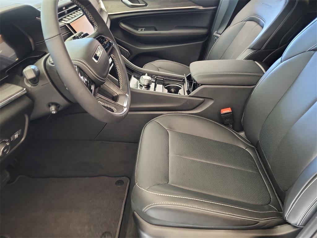 new 2025 Jeep Grand Cherokee car, priced at $54,485