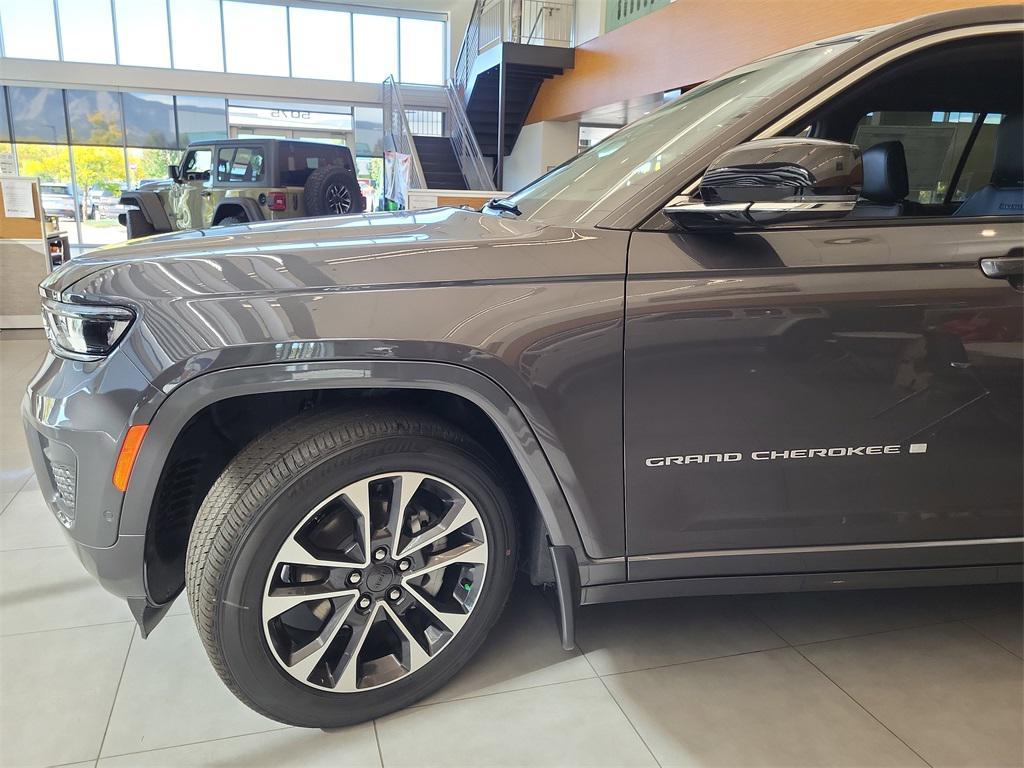 new 2025 Jeep Grand Cherokee car, priced at $54,485