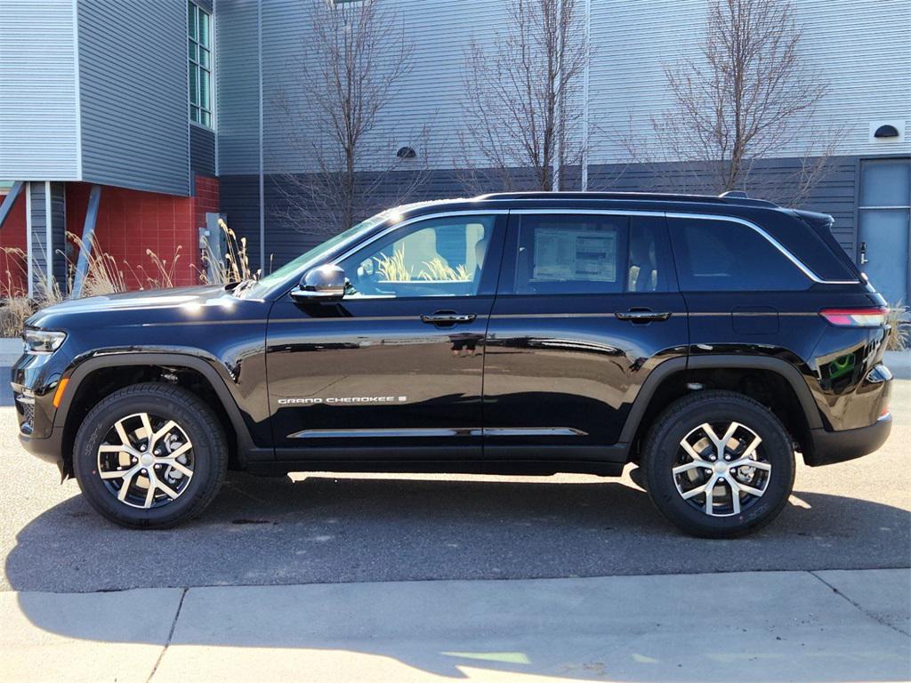 new 2025 Jeep Grand Cherokee car, priced at $47,719