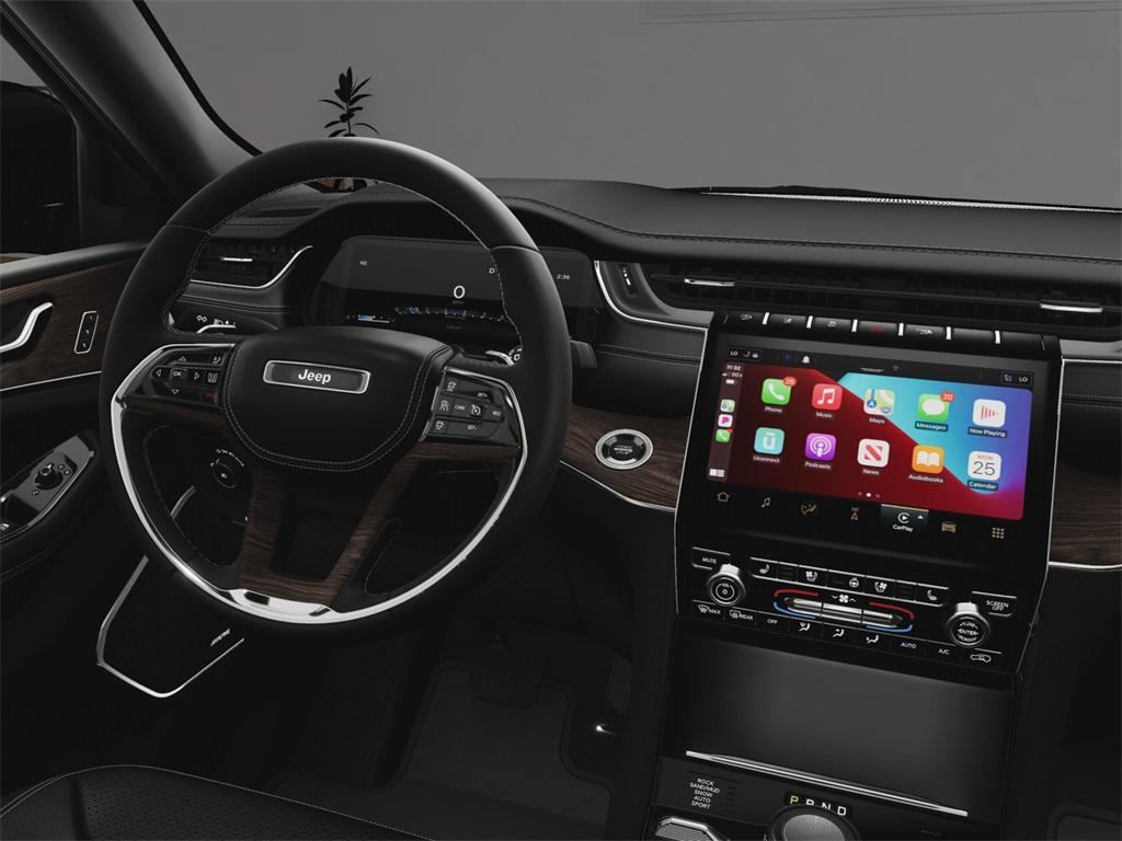 new 2025 Jeep Grand Cherokee car, priced at $55,095