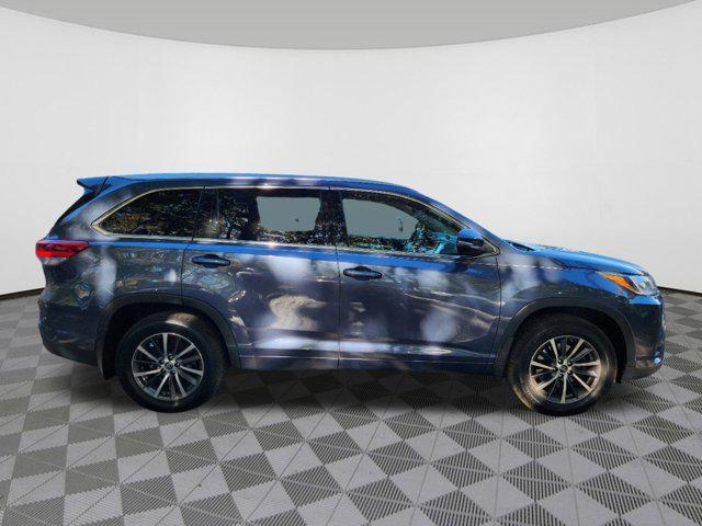 used 2018 Toyota Highlander car, priced at $22,295