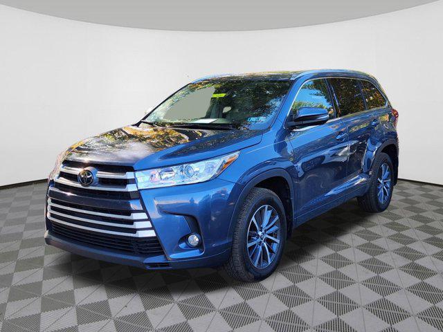 used 2018 Toyota Highlander car, priced at $22,295