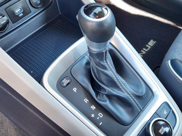 used 2021 Hyundai Venue car, priced at $15,895