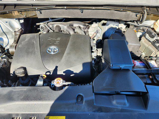 used 2019 Toyota Highlander car, priced at $19,391