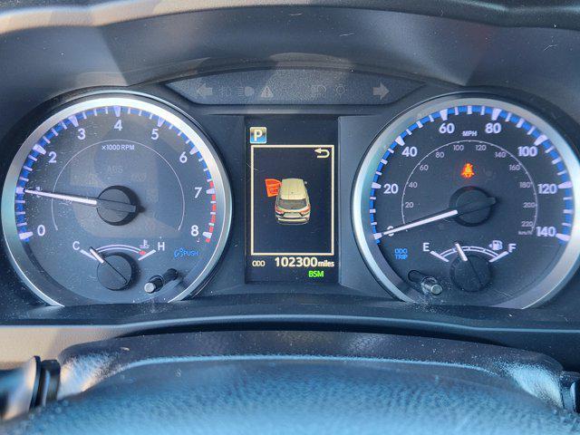 used 2019 Toyota Highlander car, priced at $19,391
