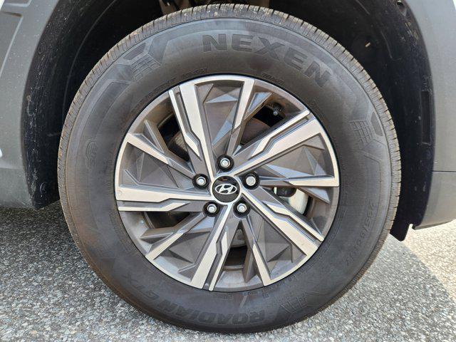 used 2024 Hyundai TUCSON Hybrid car, priced at $28,343